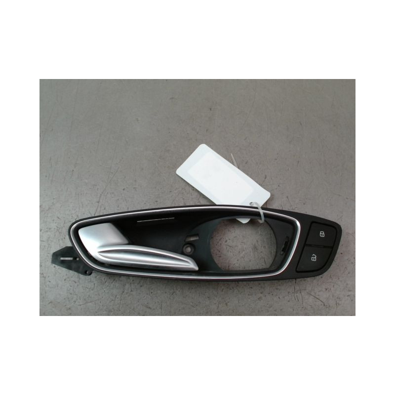 POIGNEE INTERIEURE PORTE AVANT GAUCHE AUDI A1 Phase 1 (8X) 2010-2015