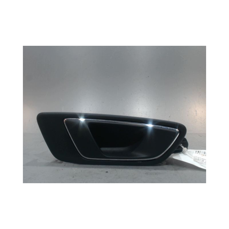 POIGNEE INTERIEURE PORTE AVANT DROIT SEAT LEON