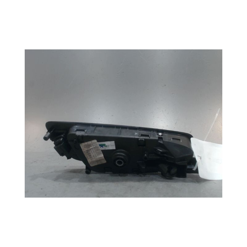 POIGNEE INTERIEURE PORTE AVANT GAUCHE SEAT LEON