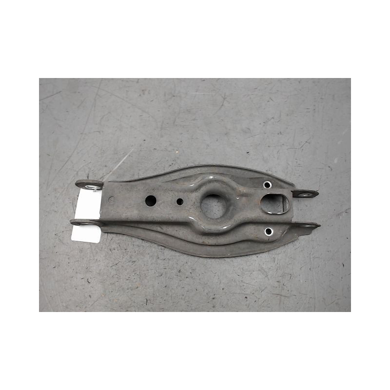 TRIANGLE INFERIEUR ARRIERE DROIT B.M.W. SERIE 1