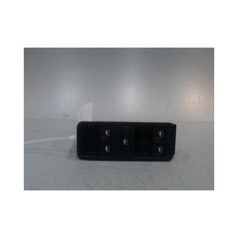 COMMANDE LEVE-GLACE PORTE AVG VOLKSWAGEN POLO