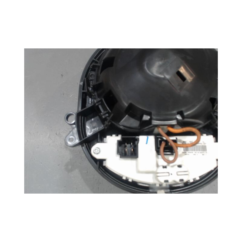 MOTEUR VENTILATEUR CHAUFFAGE B.M.W. SERIE 1