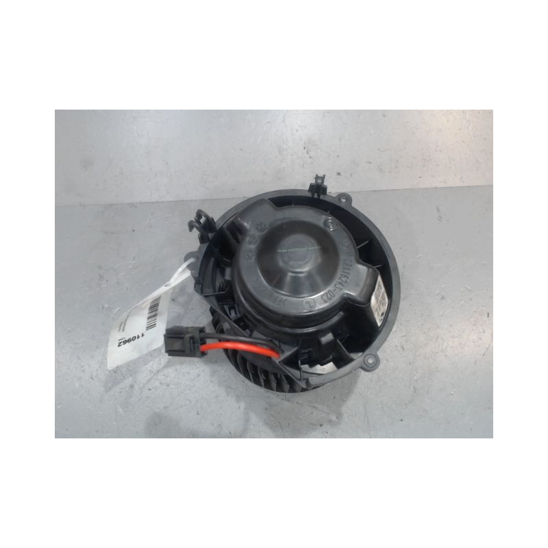 MOTEUR VENTILATEUR CHAUFFAGE B.M.W. SERIE 2