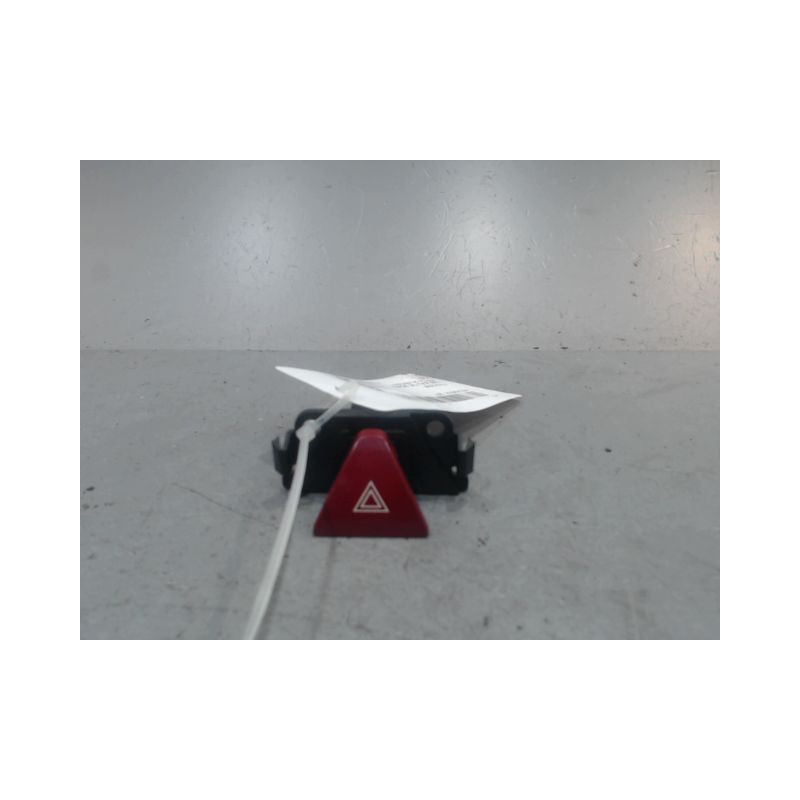 BOUTON DE WARNING PEUGEOT 307
