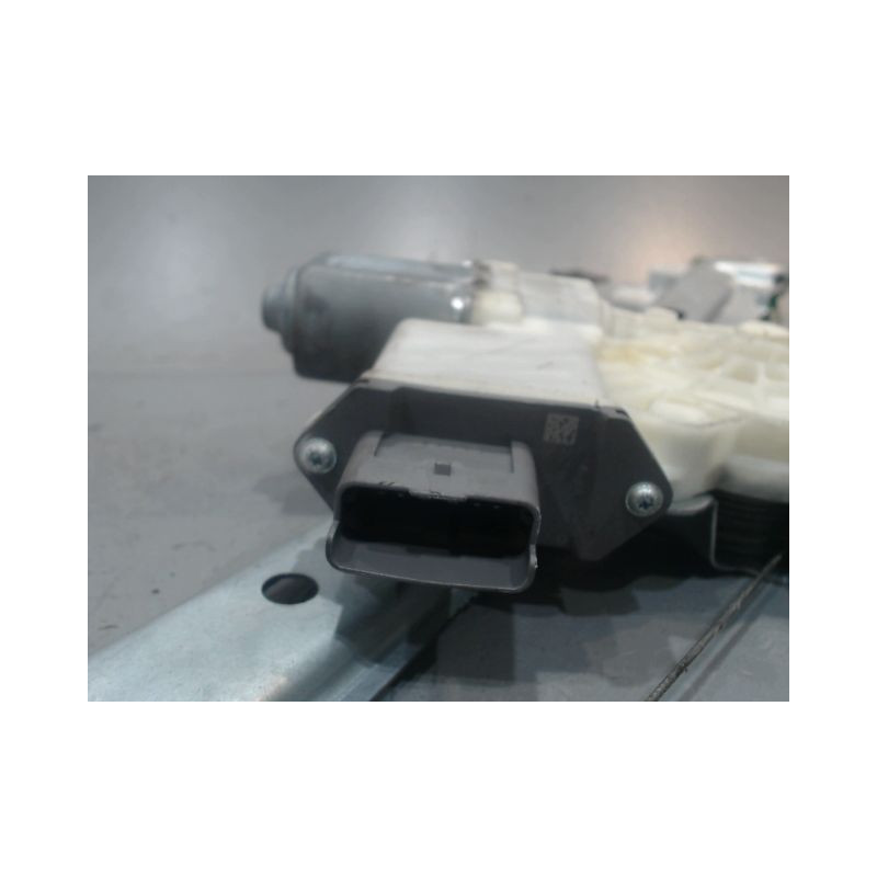 MECANISME+MOTEUR LEVE-GLACE AVANT DROIT PEUGEOT 3008
