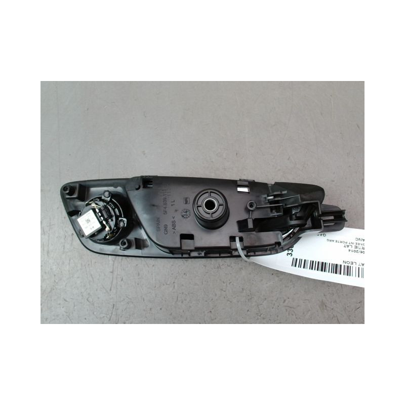 POIGNEE INTERIEURE PORTE ARRIERE GAUCHE SEAT LEON 2009-