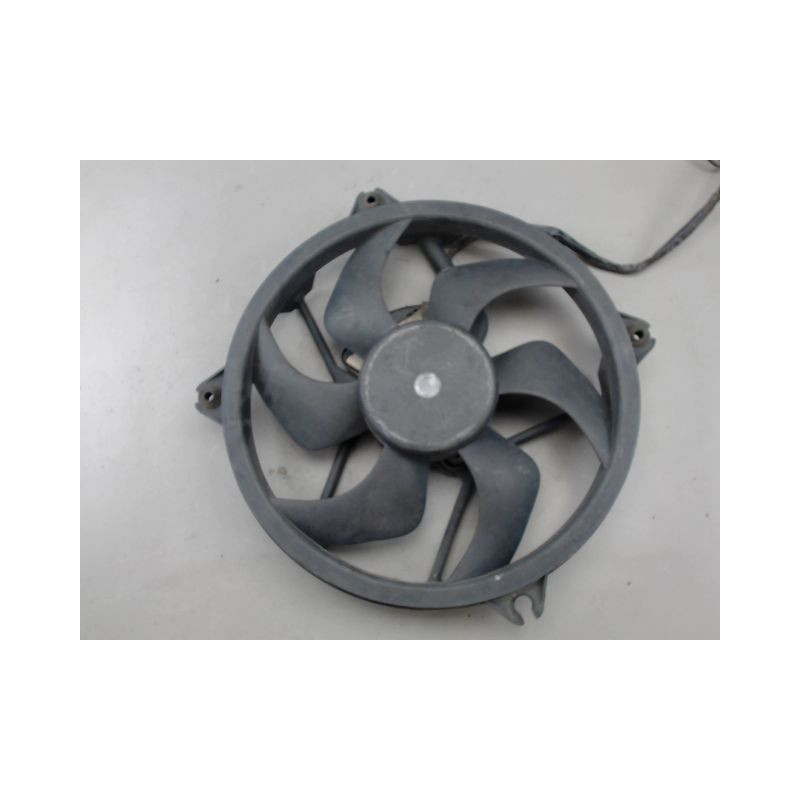 MOTEUR VENTILATEUR RADIATEUR PEUGEOT 407