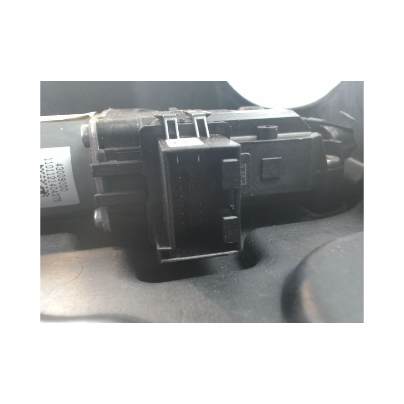 MECANISME+MOTEUR LEVE-GLACE AVANT DROIT SEAT IBIZA 2006-