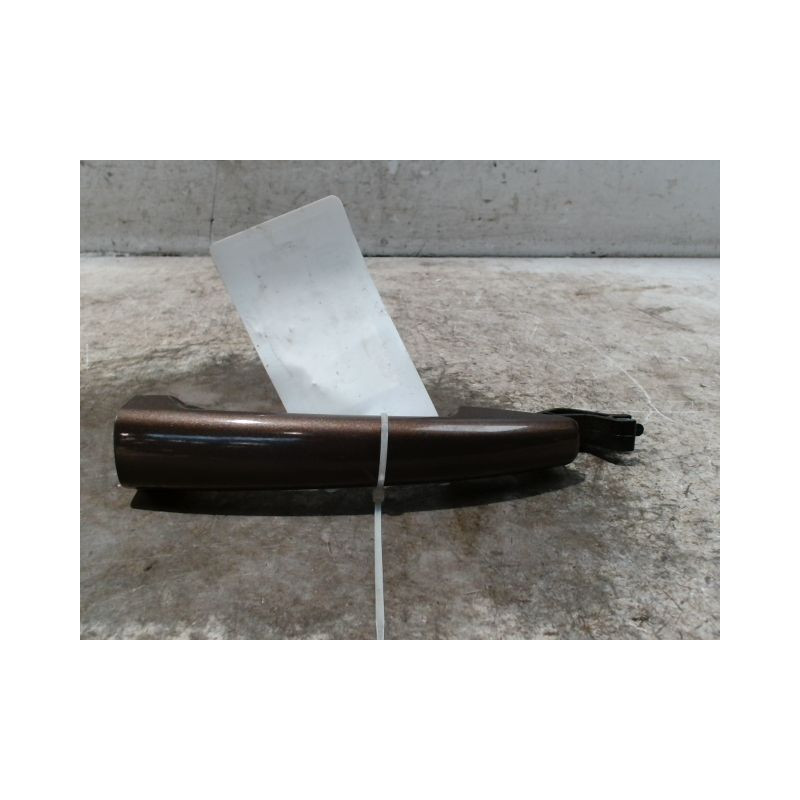 POIGNEE EXTERIEURE PORTE ARRIERE DROIT PEUGEOT 3008 2009-