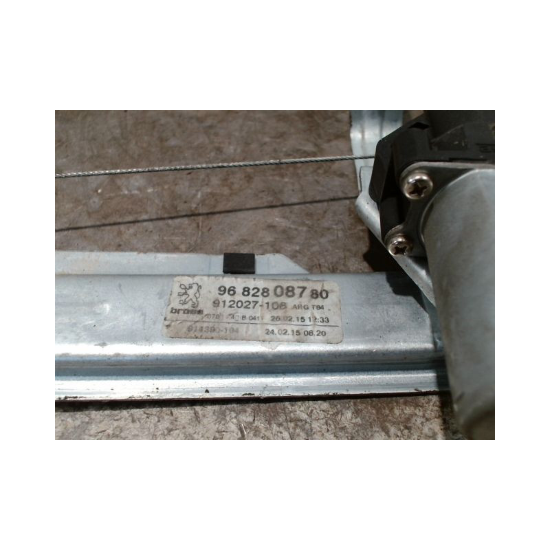 MECANISME+MOTEUR LEVE-GLACE ARRIERE GAUCHE PEUGEOT 3008 2009-