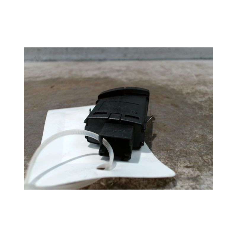 BOUTON DE WARNING BMW SERIE 5