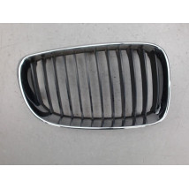 GRILLE CALANDRE DROIT B.M.W. SERIE 1