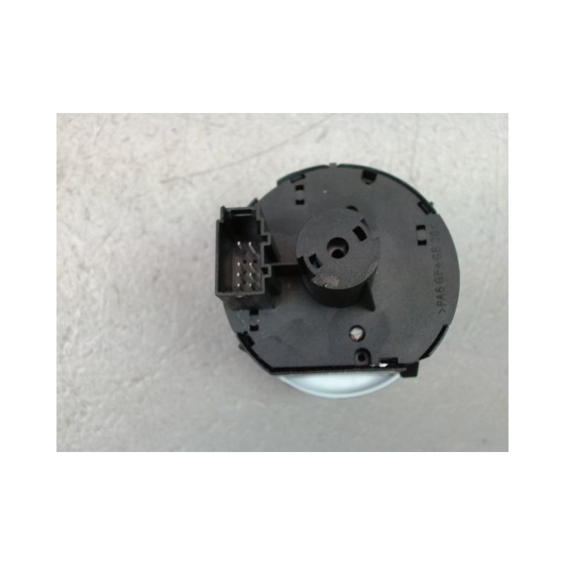 INTERIEUR COMMANDE PHARES SEAT IBIZA IV Phase 2 (6J) 2012-...
