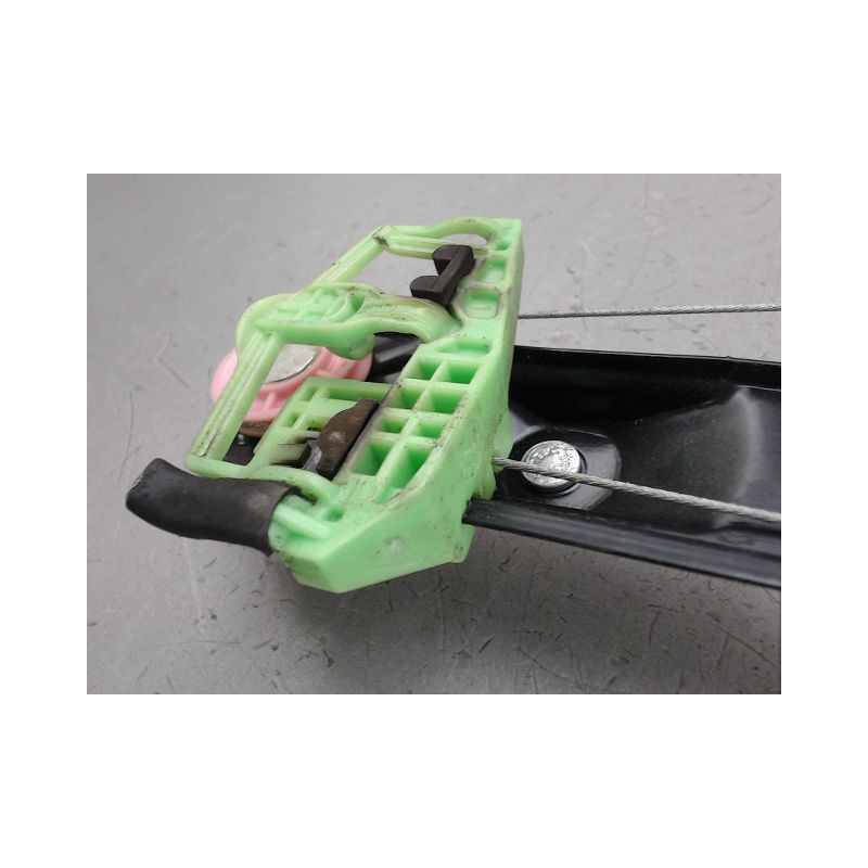 MECANISME LEVE-GLACE ARRIERE DROIT B.M.W. SERIE 1