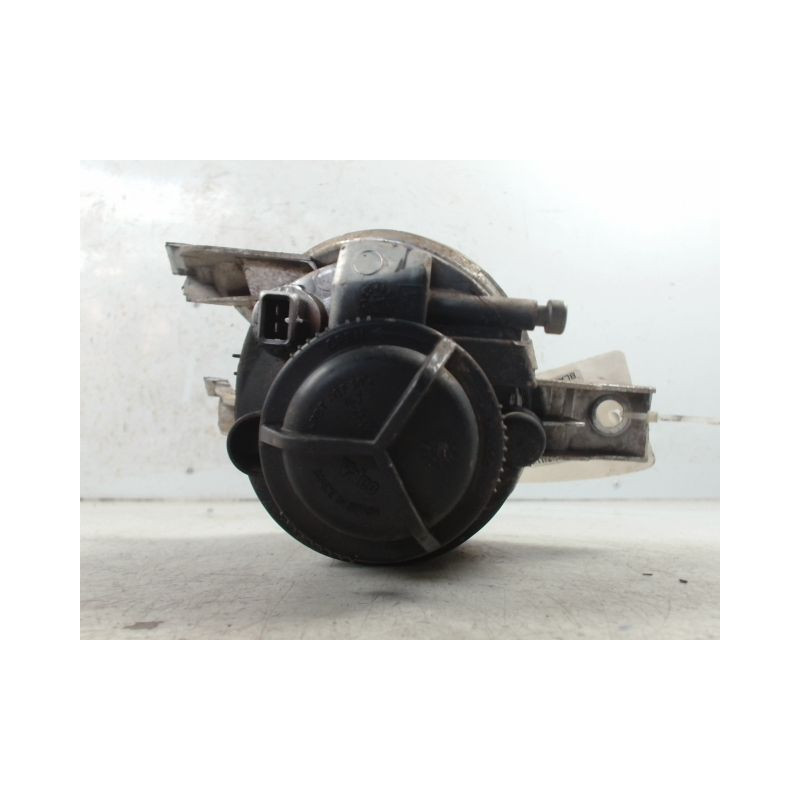 PHARE ANTIBROUILLARD AVANT DROIT PEUGEOT 206 3P
