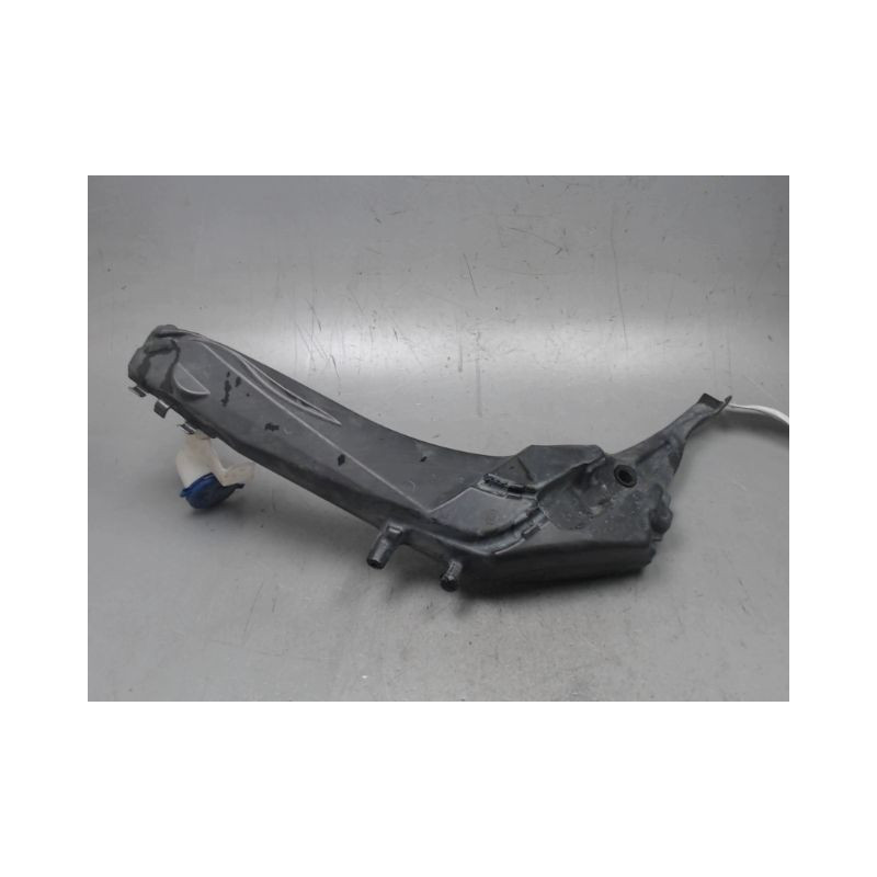 RESERVOIR LAVE-GLACE AVANT PEUGEOT 308