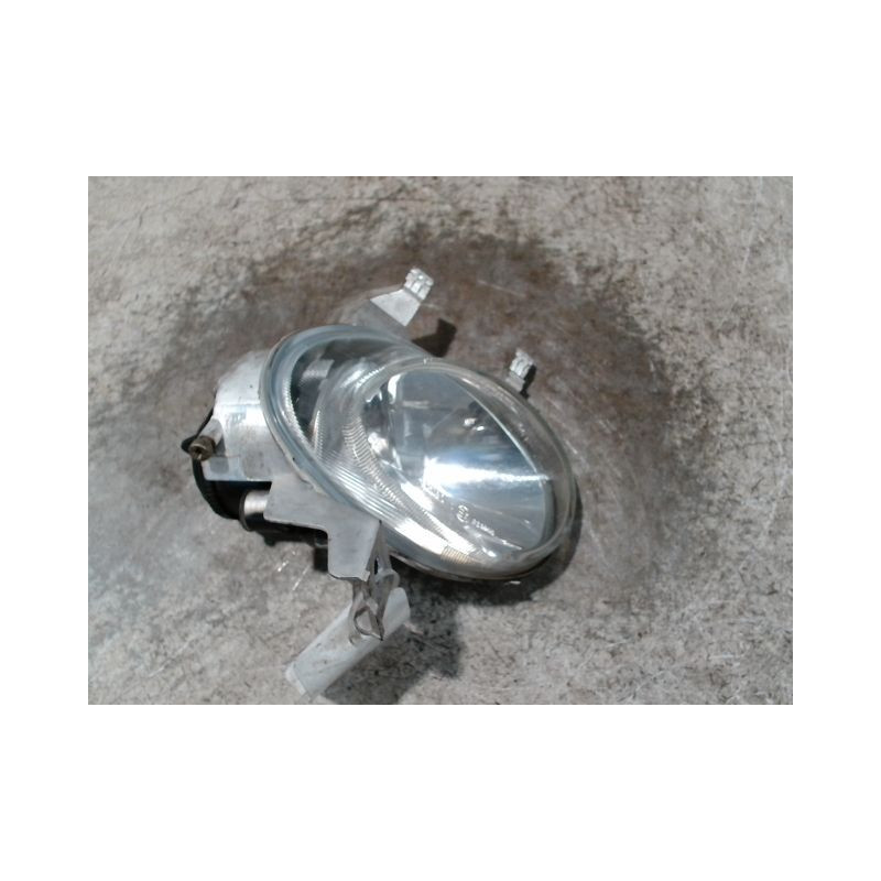 PHARE ANTIBROUILLARD AVANT DROIT PEUGEOT 206 5P