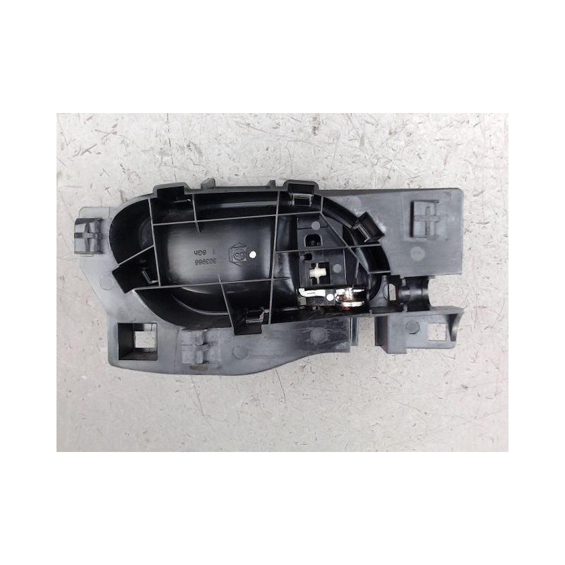 POIGNEE INTERIEURE PORTE AVANT GAUCHE PEUGEOT 208