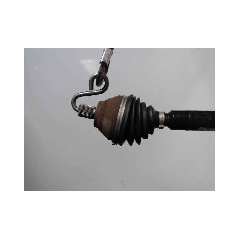 TRANSMISSION AVANT DROIT VOLKSWAGEN PASSAT SW 2005- 2.0 TDI