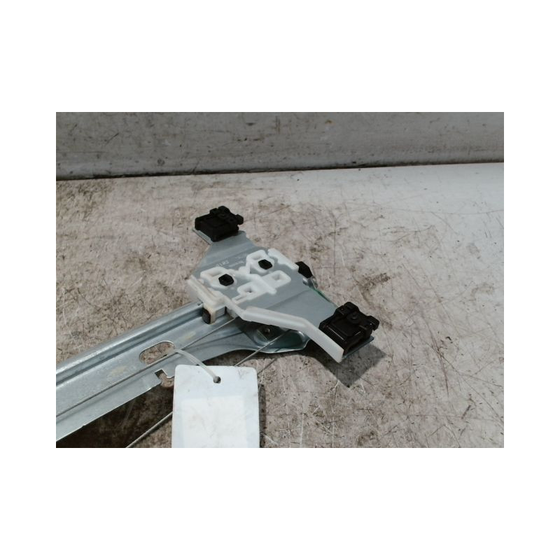 MECANISME+MOTEUR LEVE-GLACE ARRIERE DROIT PEUGEOT 5008 2009-