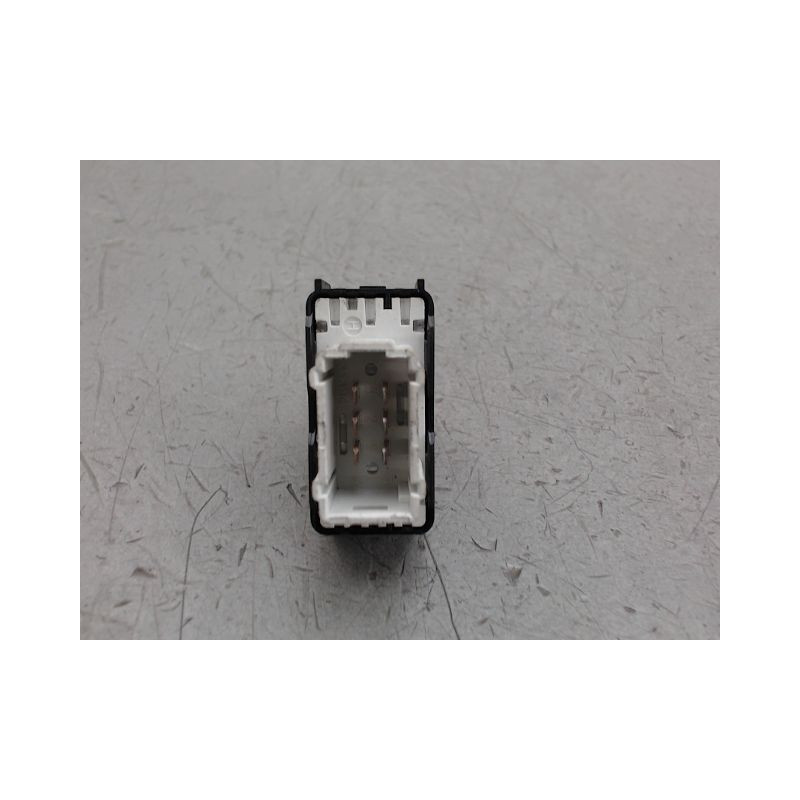 COMMANDE LEVE-GLACE PORTE AVD PEUGEOT 208
