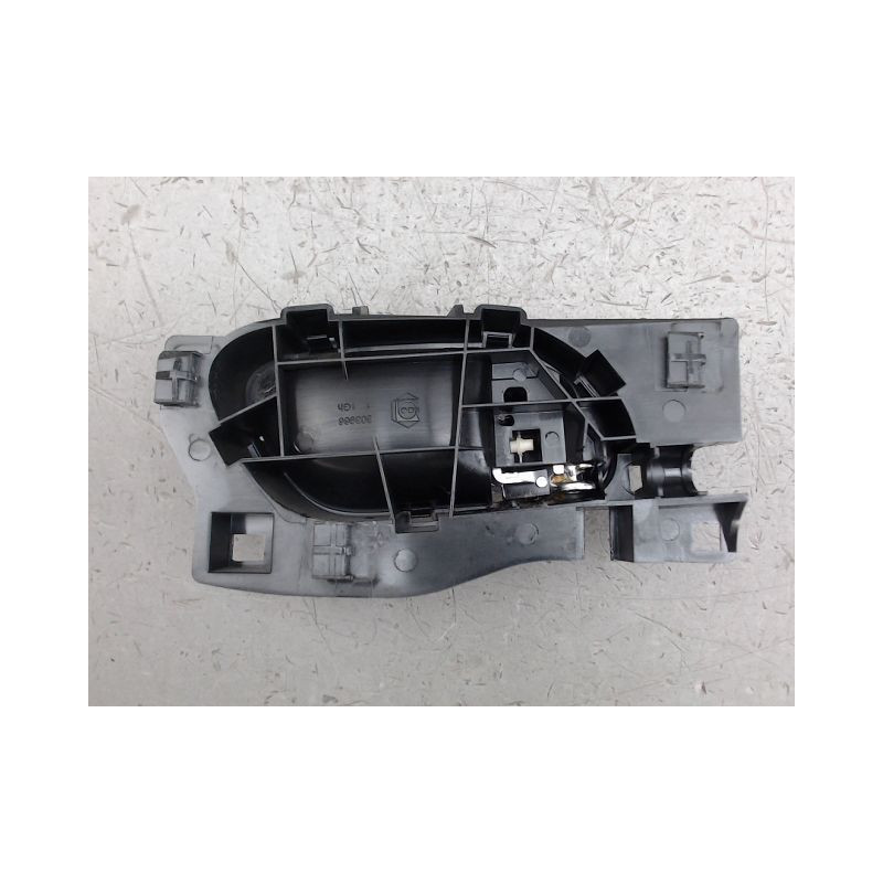 POIGNEE INTERIEURE PORTE AVANT GAUCHE PEUGEOT 208