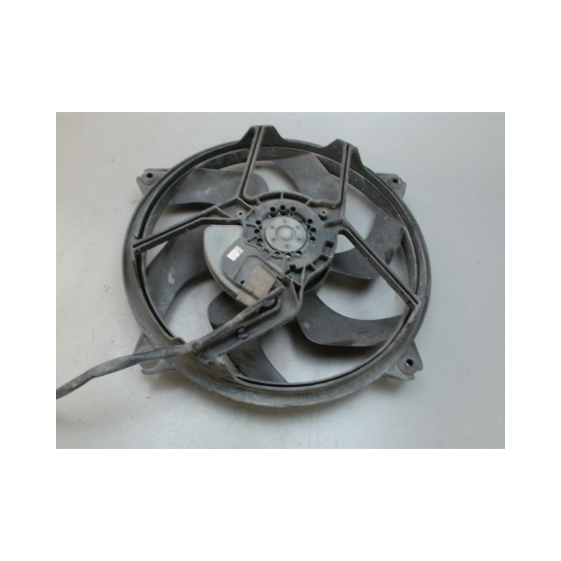 MOTEUR VENTILATEUR RADIATEUR PEUGEOT 407