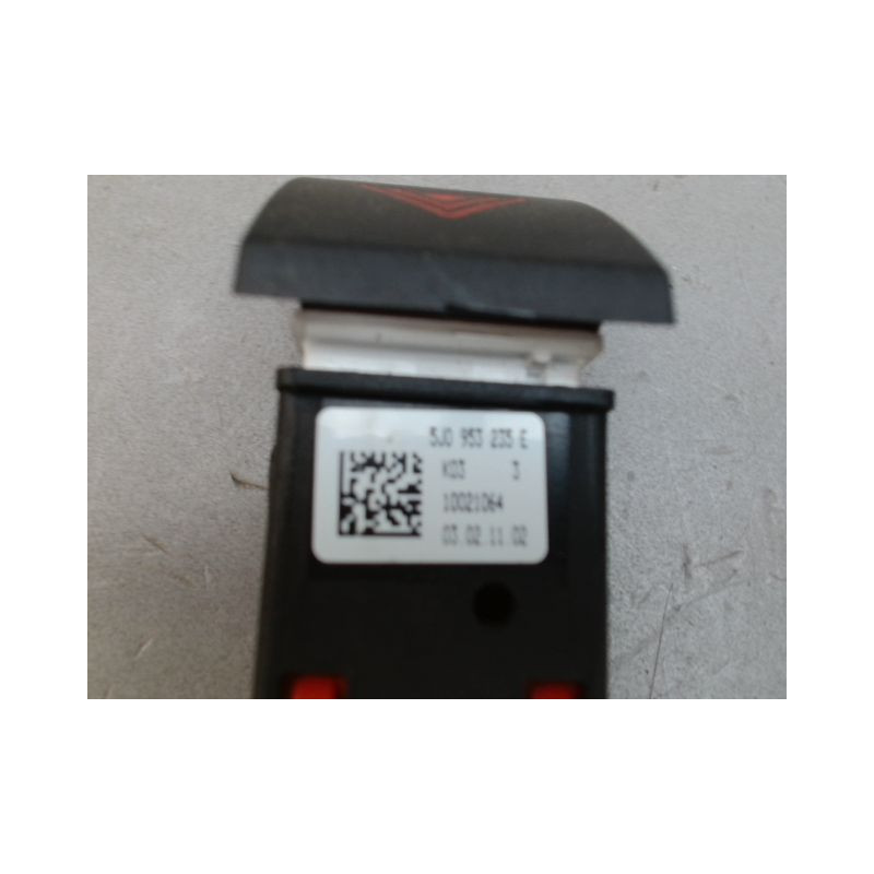 BOUTON DE WARNING SKODA FABIA