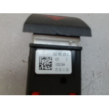 BOUTON DE WARNING SKODA FABIA