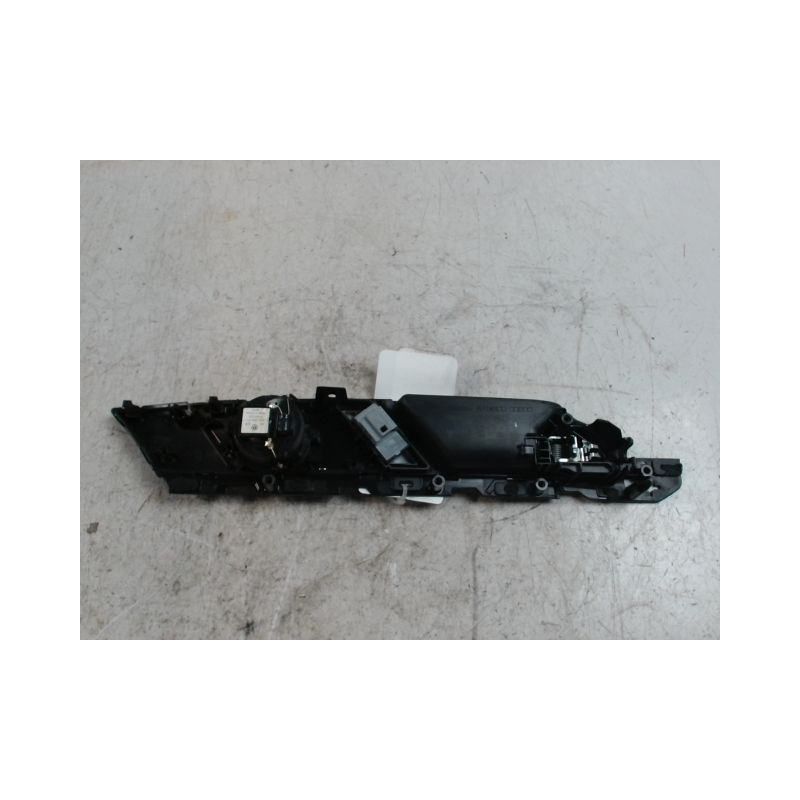 POIGNEE INTERIEURE PORTE AVANT GAUCHE VOLKSWAGEN PASSAT SW 2005-