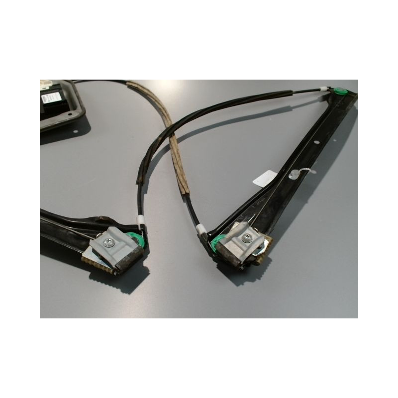 MECANISME+MOTEUR LEVE-GLACE AVANT DROIT VOLKSWAGEN GOLF V 2003-2009