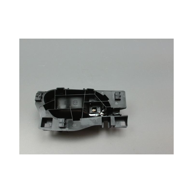 POIGNEE INTERIEURE PORTE AVANT GAUCHE PEUGEOT 2008 Phase 1 2013-...