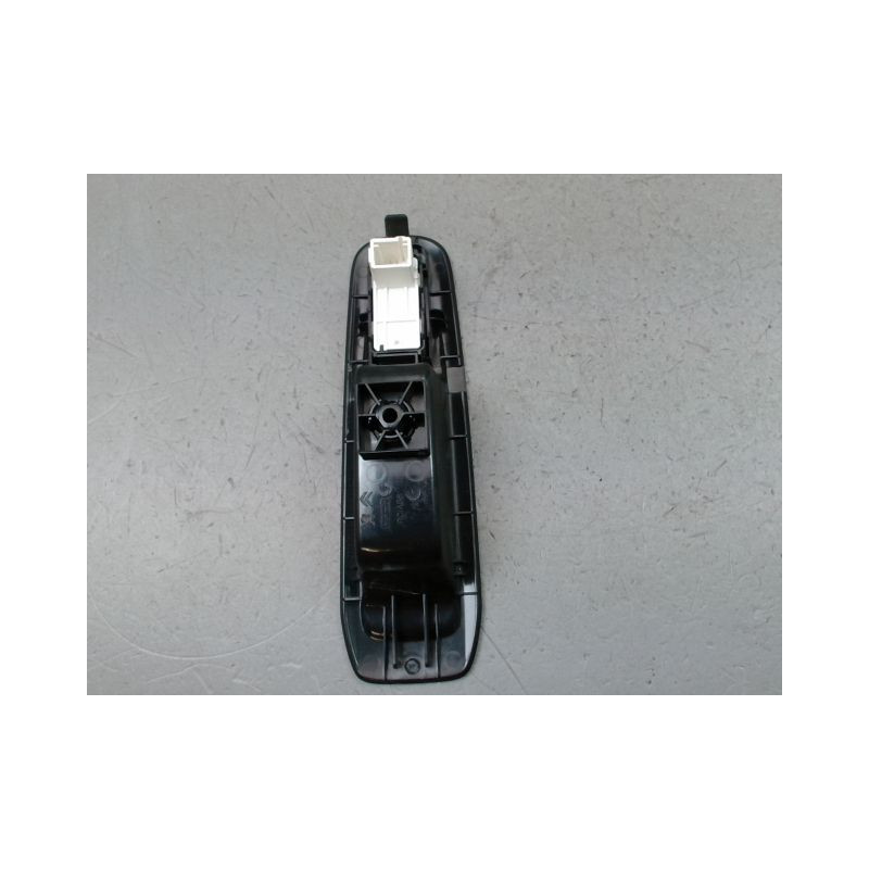 COMMANDE LEVE-GLACE PORTE ARD PEUGEOT 308 2009-