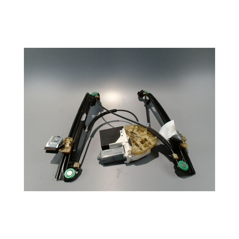 MECANISME+MOTEUR LEVE-GLACE AVANT GAUCHE SEAT LEON 2009-