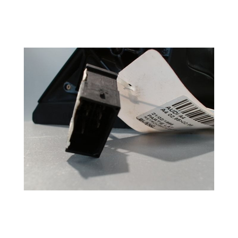 RETROVISEUR EXTERIEUR ELECTRIQUE DROIT AUDI A4 95-99