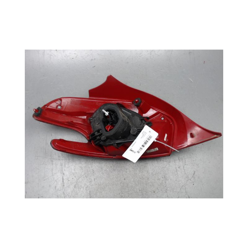 FEU ARRIERE DROIT PEUGEOT 208