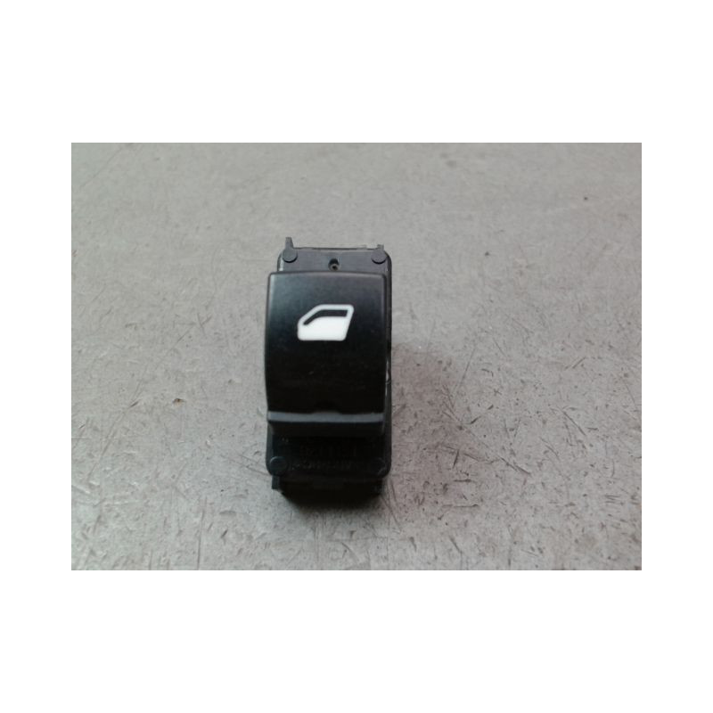 COMMANDE LEVE-GLACE PORTE ARD PEUGEOT 308 2011-