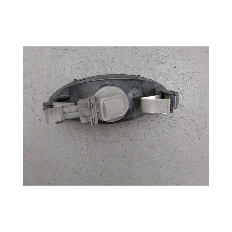 FEU BROUILLARD CENTRAL ARRIERE PEUGEOT 206