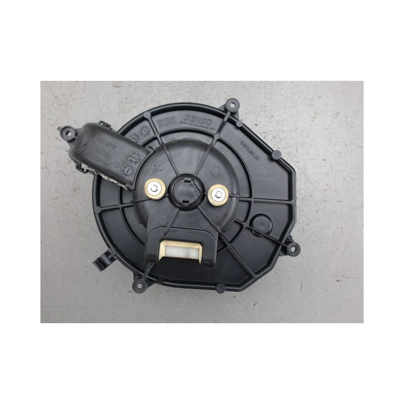 MOTEUR VENTILATEUR CHAUFFAGE PEUGEOT PARTNER