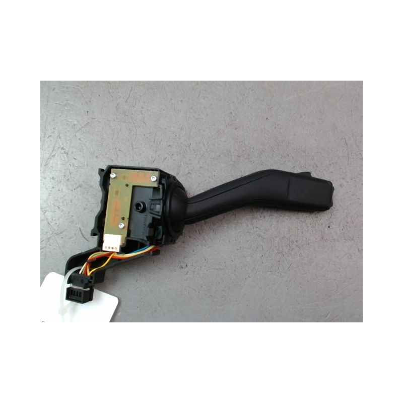 COMMANDE CLIGNOTANT VOLKSWAGEN GOLF VI (1K) 2008-2013