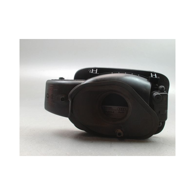 VOLET DE TRAPPE CARBURANT AUDI Q3