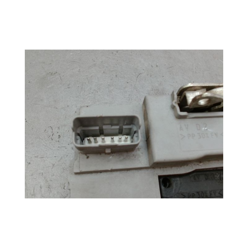 SYSTEME CONDAMNATION AVANT DROIT PEUGEOT 206 + 2009-2013