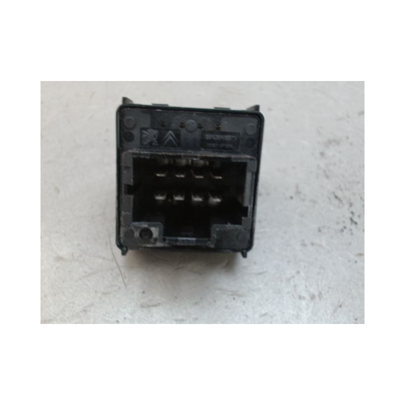 COMMANDE LEVE-GLACE PORTE AVG PEUGEOT 208