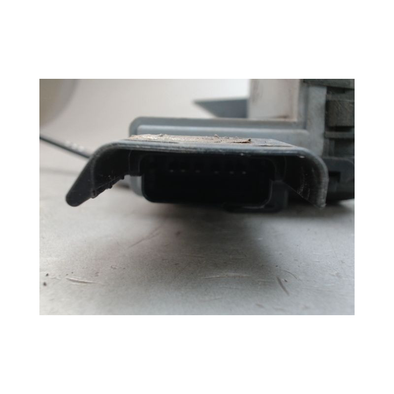 SYSTEME CONDAMNATION AVANT GAUCHE PEUGEOT 3008