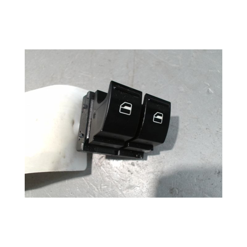 COMMANDE LEVE-GLACE PORTE AVG VOLKSWAGEN POLO 2005-