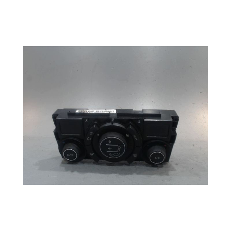 COMMANDE DE CHAUFFAGE PEUGEOT 5008