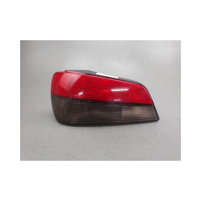 FEU ARRIERE GAUCHE  PEUGEOT 306