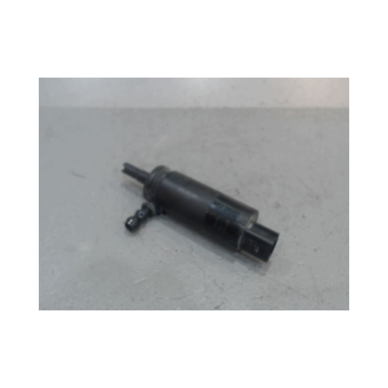 POMPE LAVE-PHARE B.M.W. SERIE 7