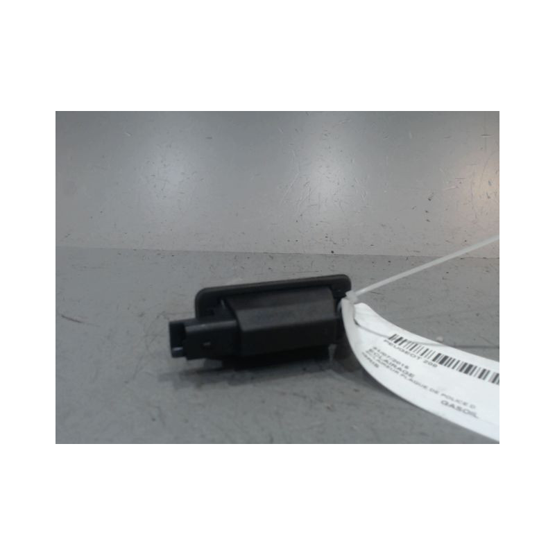 ECLAIREUR PLAQUE DE POLICE DROIT PEUGEOT 208