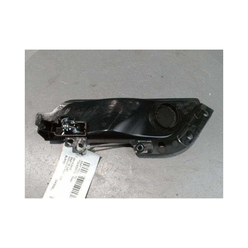POIGNEE INTERIEURE PORTE AVANT DROIT SEAT TOLEDO 2004-